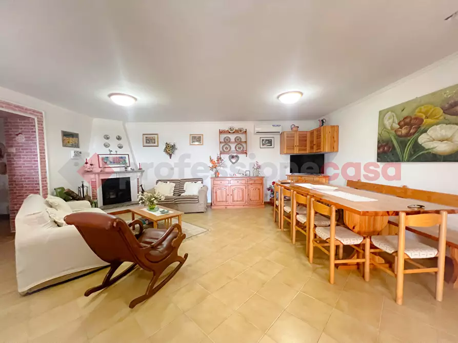 Immagine 7 di Casa bifamiliare in vendita  in Via CAPO LE RIPE, 18 a Fiuggi