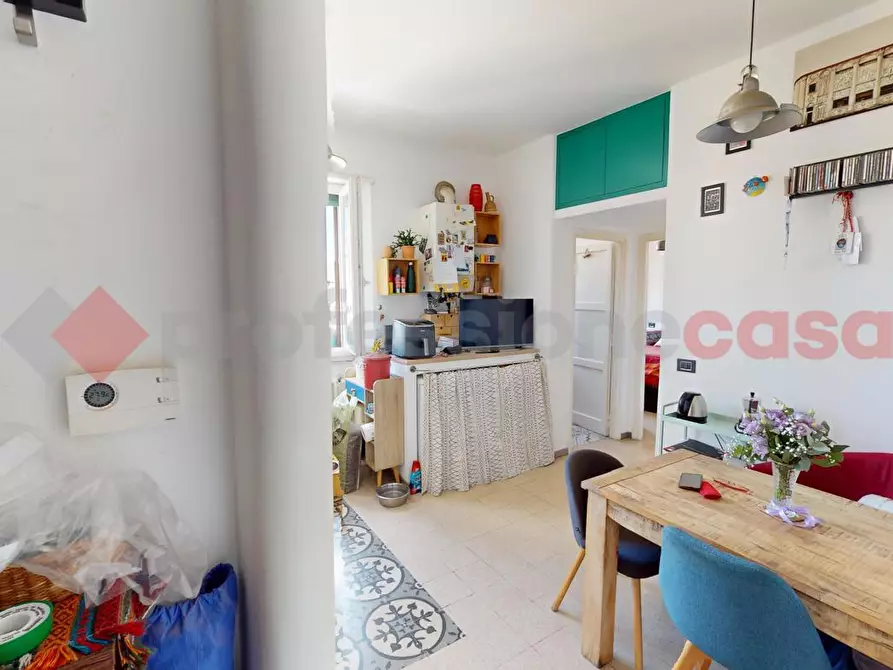 Immagine 2 di Appartamento in vendita  in Via dei Rezzonico a Roma