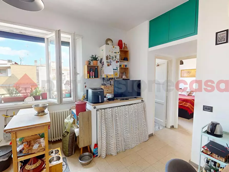 Immagine 10 di Appartamento in vendita  in Via dei Rezzonico a Roma