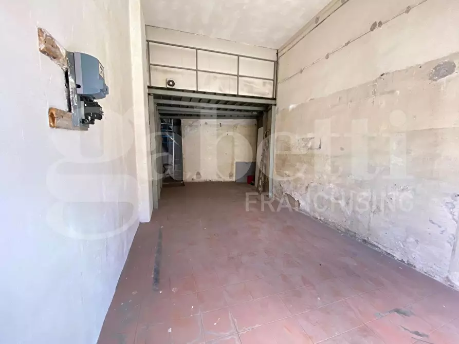 Immagine 14 di Negozio in vendita  in Via Trionfale, 98 a Roma