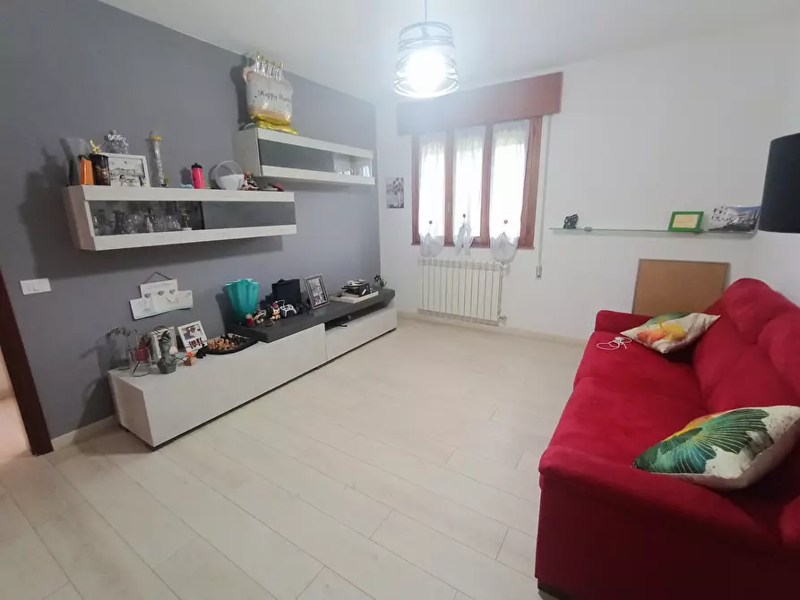 Immagine 9 di Casa bifamiliare in vendita  in Via Cavarzere, localitÃ  Fossaviera, 00 a Cavarzere