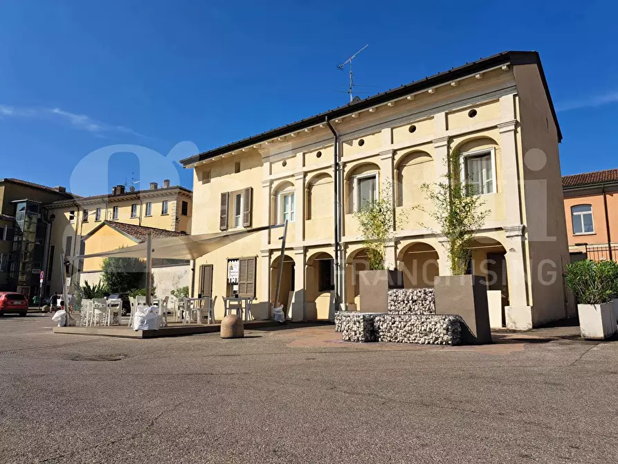 Immagine 3 di Attività commerciale in vendita  in Piazzale GANELLI, 3 a Codogno