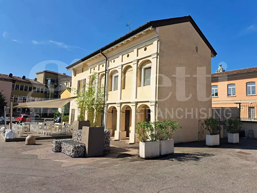 Immagine 5 di Attività commerciale in vendita  in Piazzale GANELLI, 3 a Codogno
