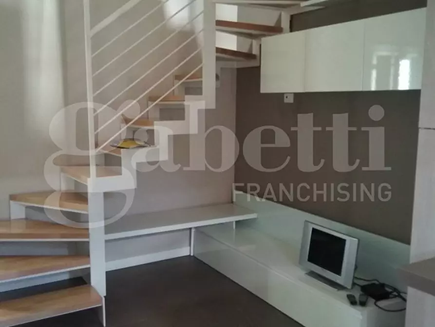 Immagine 11 di Palazzo in vendita  in Piazzale GANELLI, 3 a Codogno