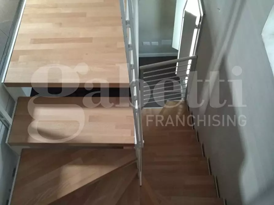 Immagine 15 di Palazzo in vendita  in Piazzale GANELLI, 3 a Codogno