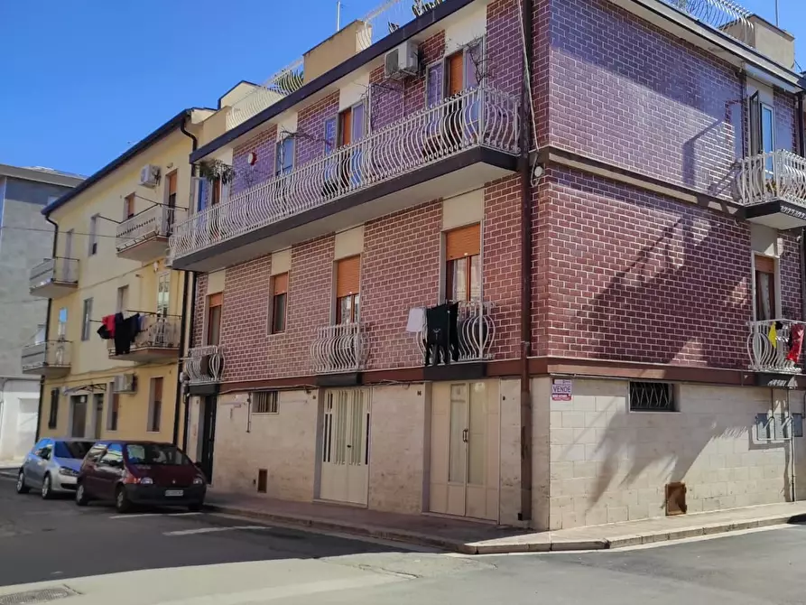 Immagine 3 di Box auto in vendita  in Via CORATO, 86 a San Severo