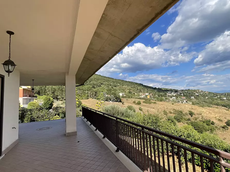 Immagine 27 di Villa in vendita  in Via Miravalle, 21 a Ferentino