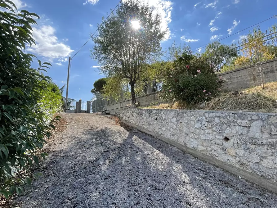 Immagine 30 di Villa in vendita  in Via Miravalle, 21 a Ferentino