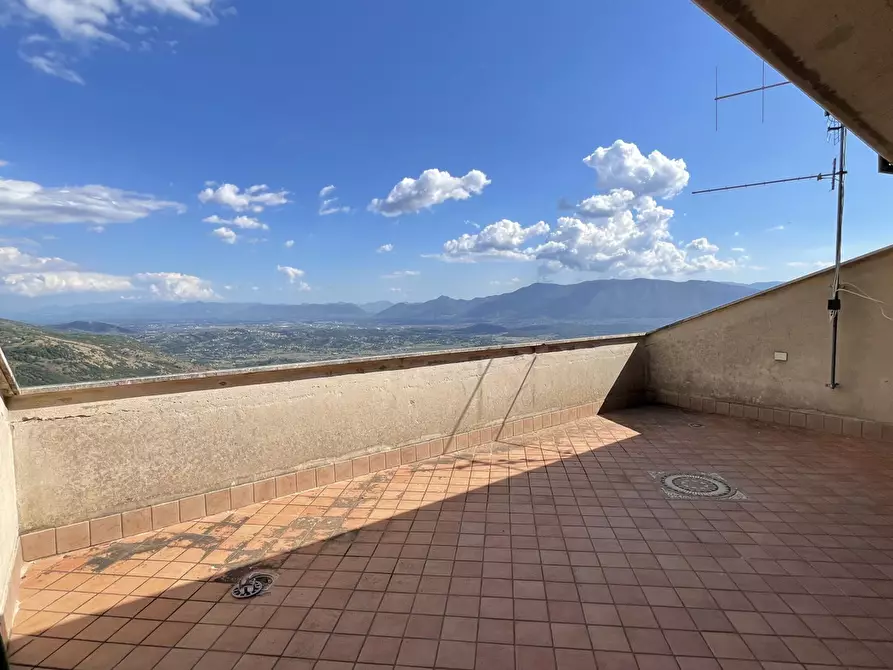 Immagine 21 di Villa in vendita  in Via Miravalle, 21 a Ferentino