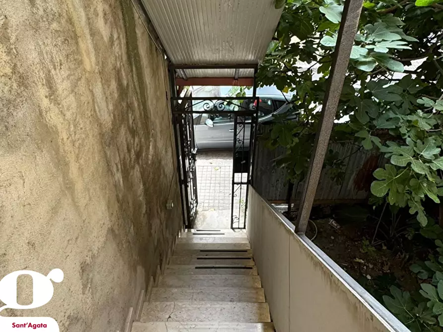 Immagine 2 di Appartamento in vendita  in Via PACE, 28 a Sant'agata Di Militello