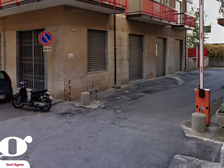 Immagine 6 di Ufficio in vendita  in Via OLIVETO DUE, 60-62 a Sant'agata Di Militello