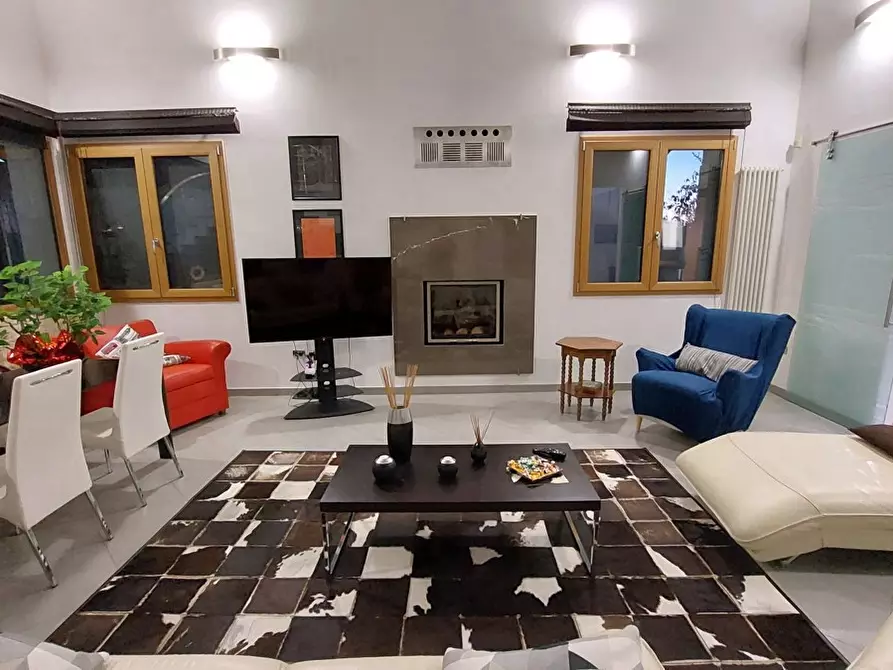Immagine 5 di Villa in vendita  in Via CAVARZERE Via Spalato, 00 a Cavarzere