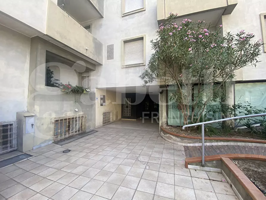 Immagine 1 di Ufficio in affitto  in Via Umberto I, 106G a Sassari