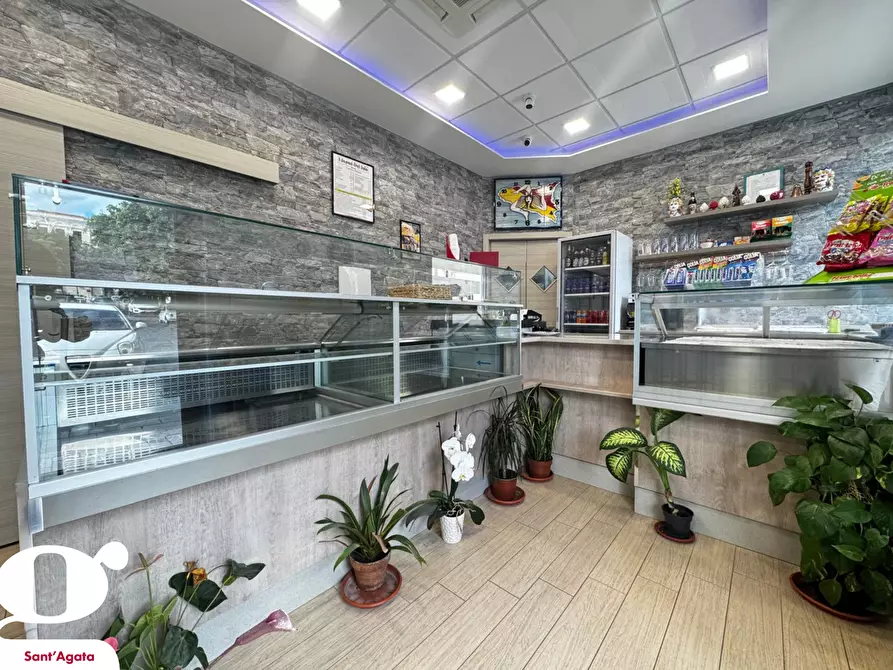 Immagine 5 di Attività commerciale in vendita  in Piazza DUOMO, 44 a Sant'agata Di Militello