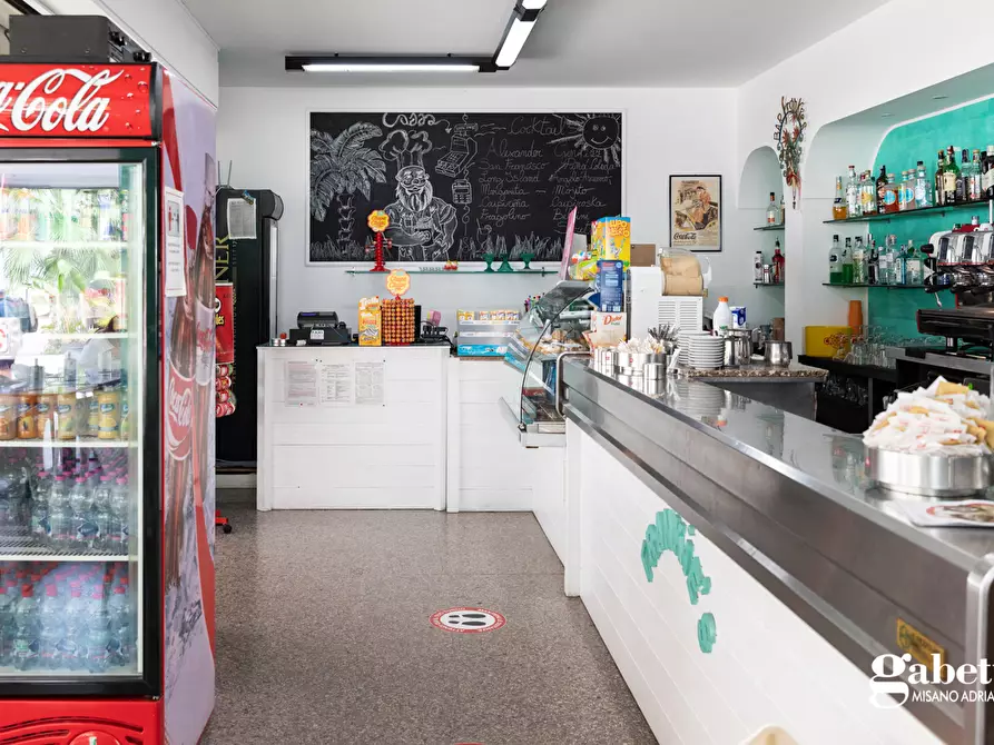Immagine 4 di Bar / Ristorante in vendita  in Via Dante a Cattolica