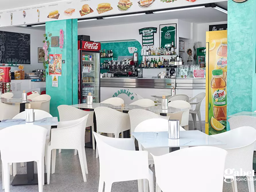 Immagine 3 di Bar / Ristorante in vendita  in Via Dante a Cattolica