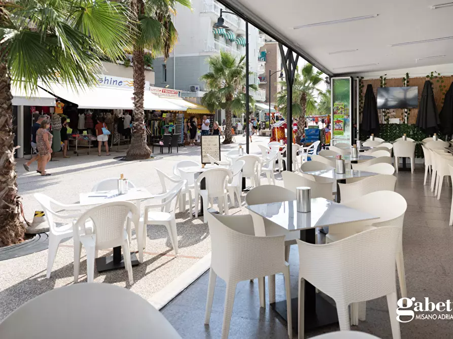 Immagine 12 di Bar / Ristorante in vendita  in Via Dante a Cattolica