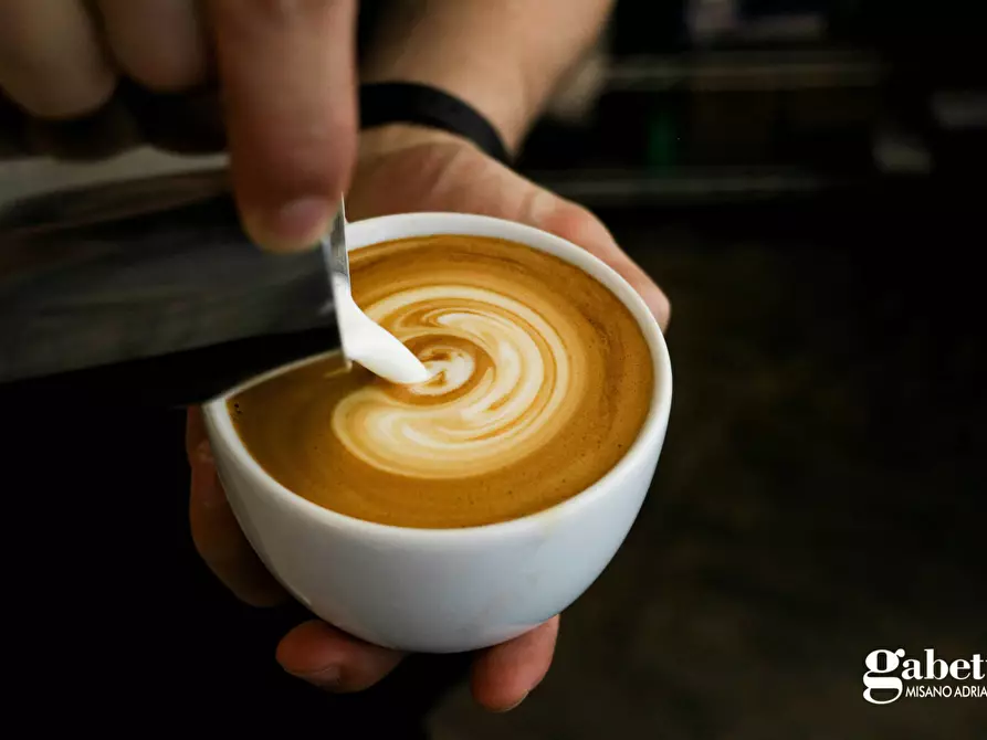 Immagine 2 di Bar / Ristorante in vendita  in Piazza Mercato a Cattolica