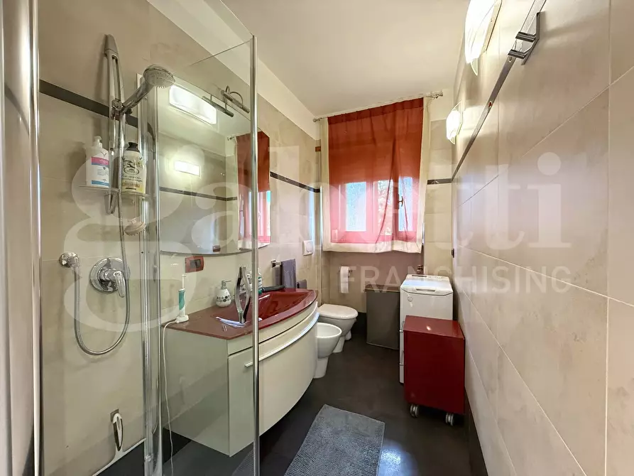 Immagine 8 di Appartamento in vendita  in Corso Salvemini a Grugliasco