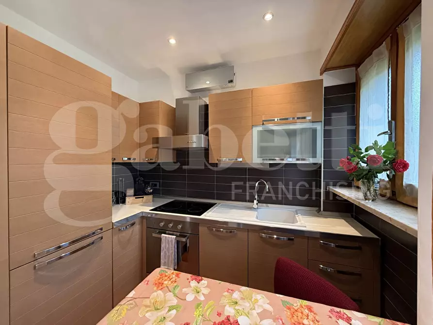 Immagine 5 di Appartamento in vendita  in Corso Salvemini a Grugliasco