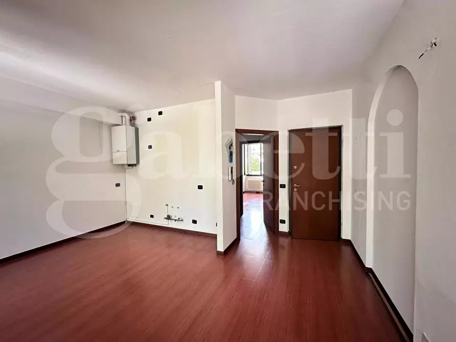 Immagine 10 di Appartamento in affitto  in Via piazza Vittorio Veneto, snc a Erba