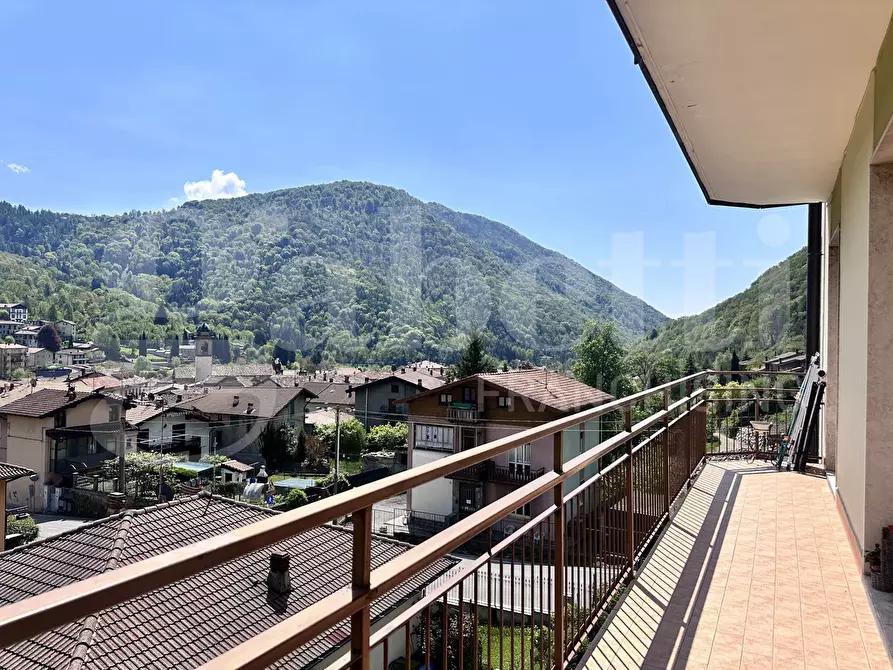 Immagine 29 di Appartamento in vendita  in Via Volta, 1 a Barni