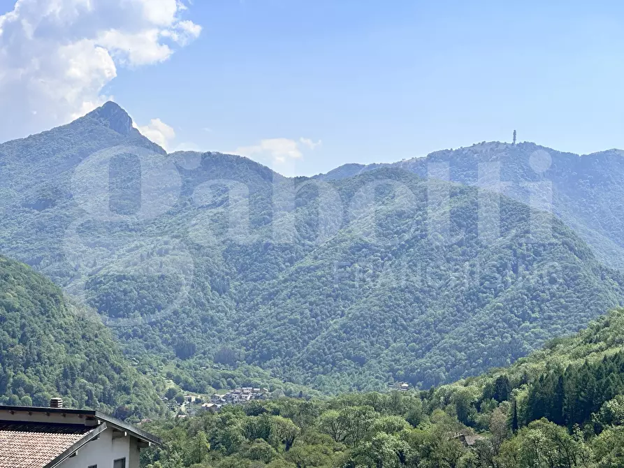 Immagine 24 di Appartamento in vendita  in Via Santa Valeria, 1 a Rezzago