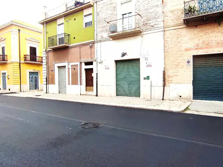 Immagine 1 di Negozio in vendita  in Corso GRAMSCI a San Severo