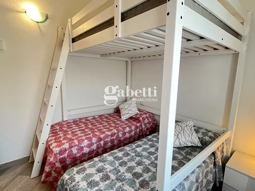 Immagine 29 di Villetta a schiera in vendita  in Via Macomer, 12 a Budoni