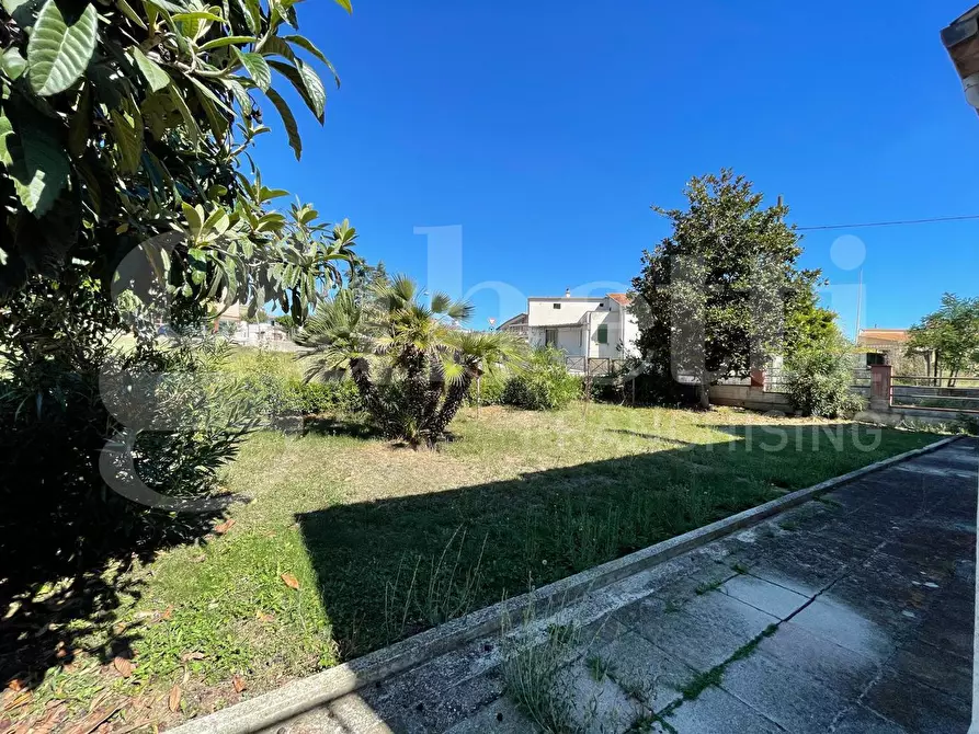 Immagine 4 di Casa indipendente in vendita  in Via Primo Maggio, 2A a Nereto
