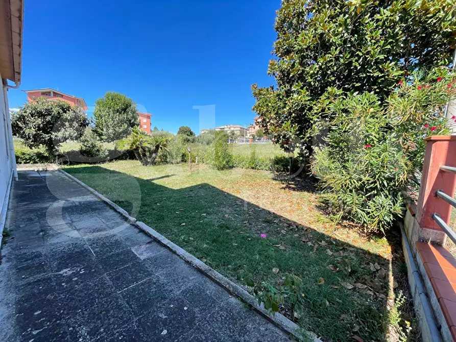 Immagine 24 di Casa indipendente in vendita  in Via Primo Maggio, 2A a Nereto