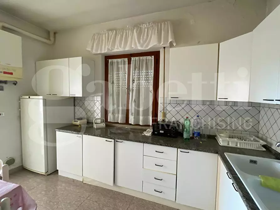 Immagine 12 di Casa indipendente in vendita  in Via Primo Maggio, 2A a Nereto