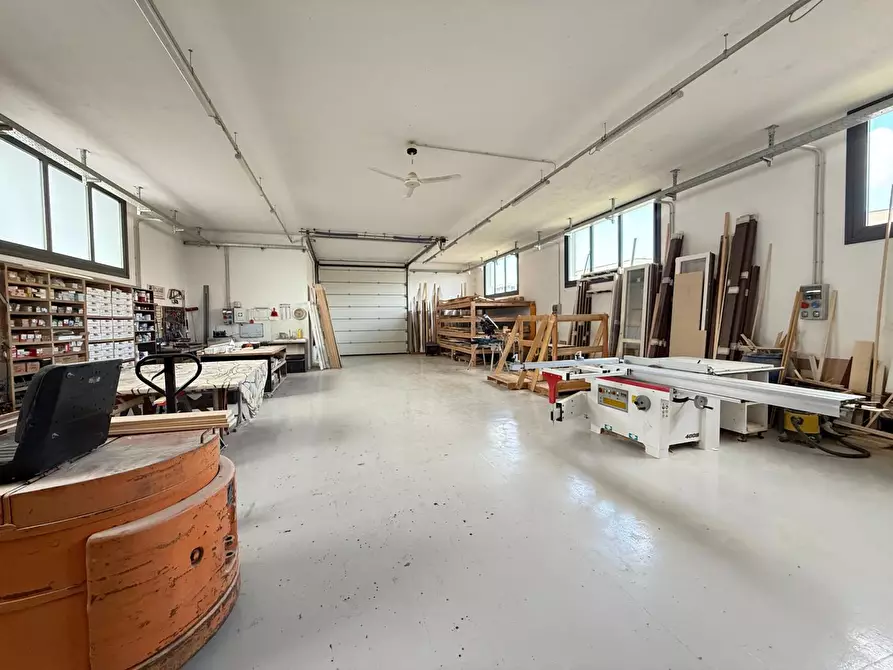 Immagine 20 di Capannone industriale in vendita  in Via ALESSANDRO VOLTA, 12 a Calcio