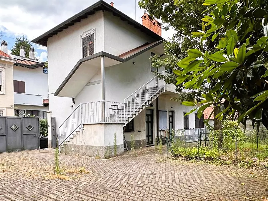 Immagine 8 di Casa indipendente in vendita  in Via UGO FOSCOLO a Legnano