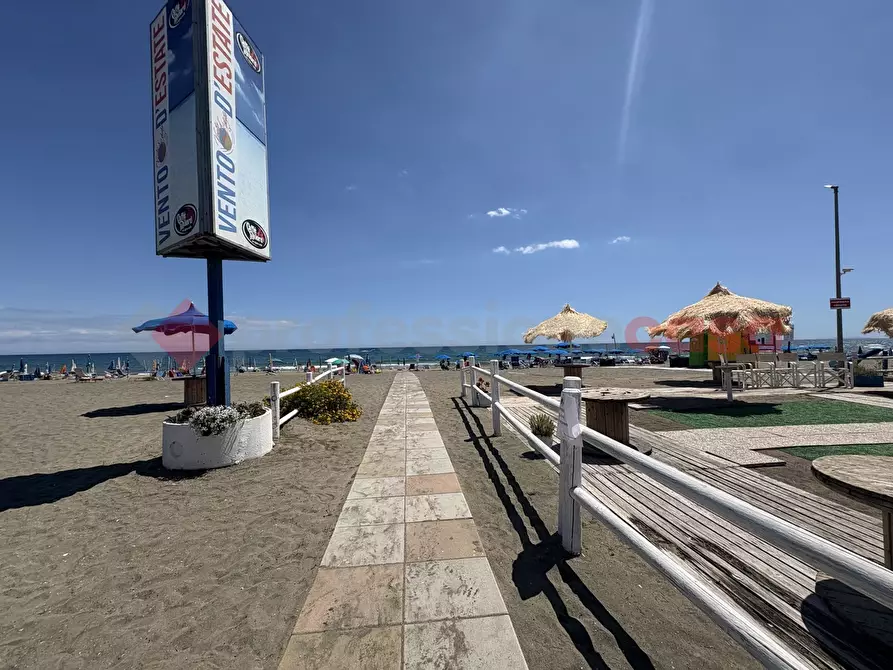 Immagine 47 di Villa in vendita  in Via CONSORZIO NUOVA SANTA MONICA, 5 a Terracina