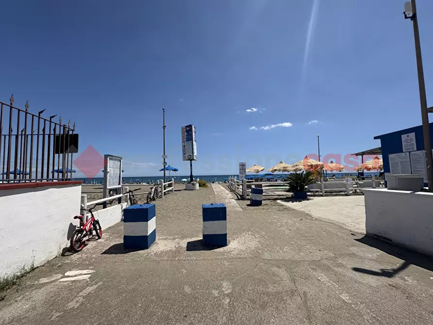 Immagine 40 di Villa in vendita  in Via CONSORZIO NUOVA SANTA MONICA, 5 a Terracina