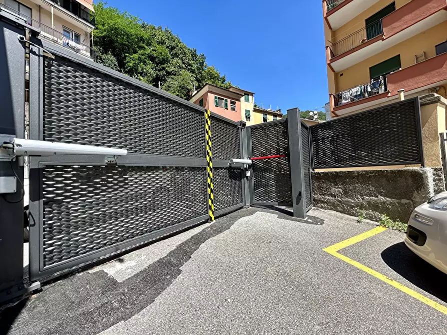 Immagine 1 di Box auto in vendita  in Via Piacenza, 185 VD R a Genova