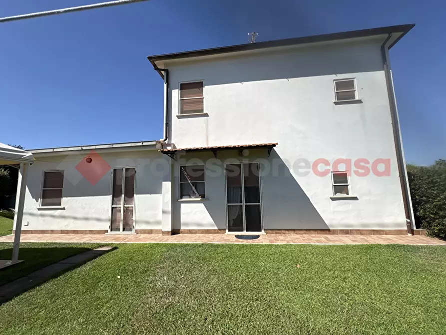 Immagine 17 di Villa in vendita  in Via LIDO ARCOBALENO, 5 a Terracina