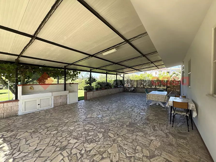 Immagine 2 di Villa in vendita  in Via LIDO ARCOBALENO, 5 a Terracina