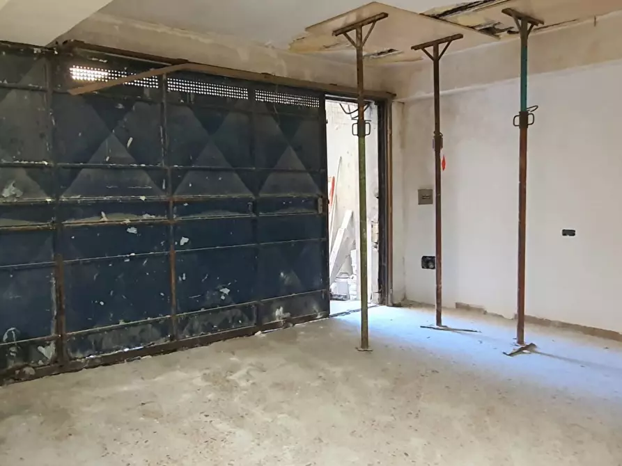 Immagine 7 di Magazzino in vendita  in Via Degli Atleti, 61 a Marsala