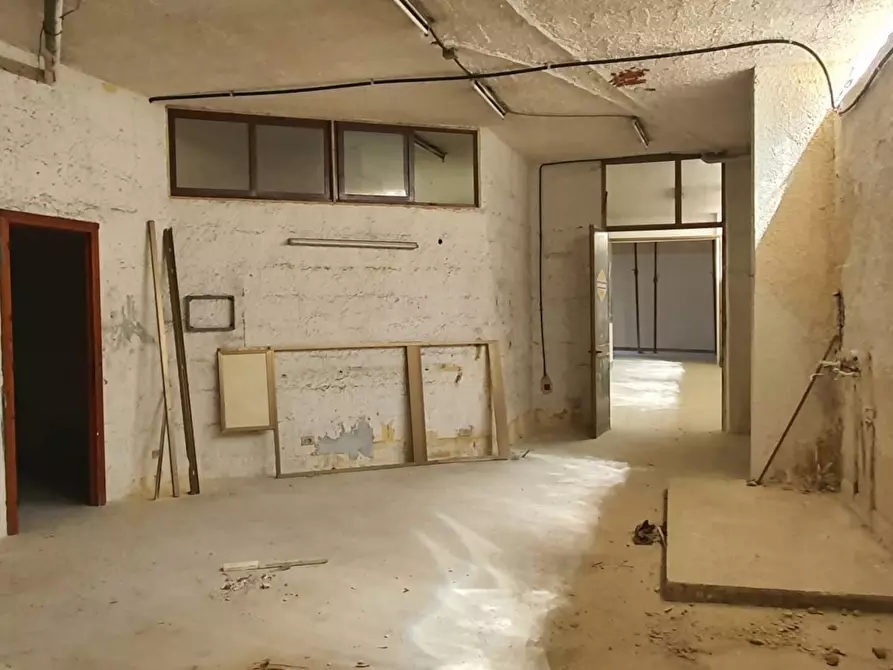 Immagine 13 di Magazzino in vendita  in Via Degli Atleti, 61 a Marsala
