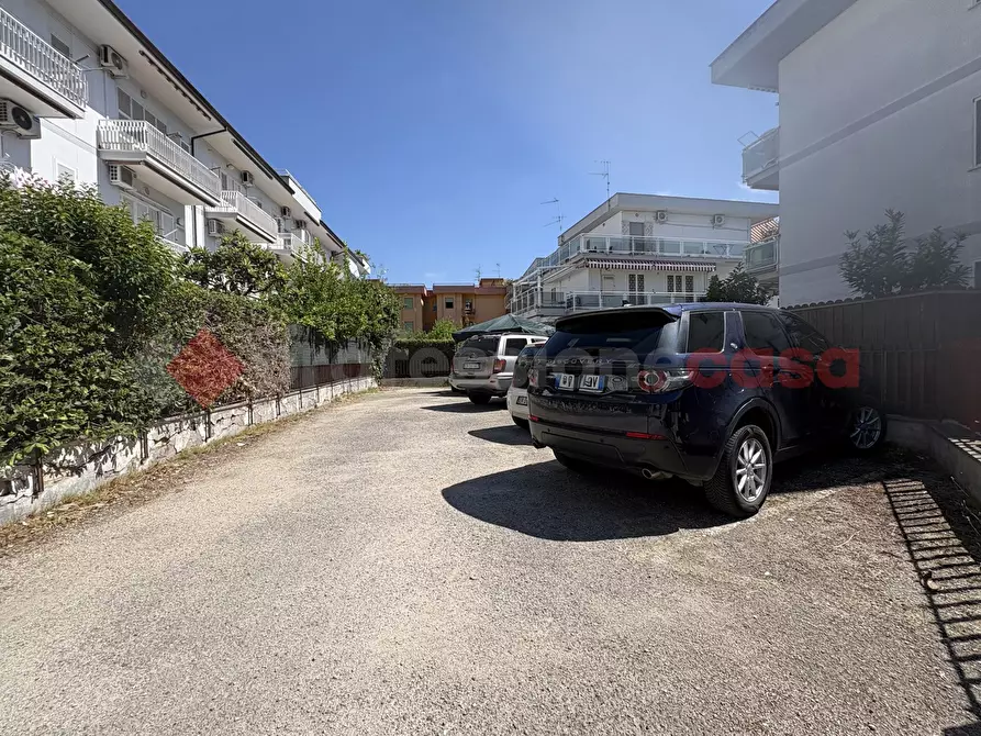 Immagine 40 di Appartamento in vendita  in Viale EUROPA, 216 a Terracina