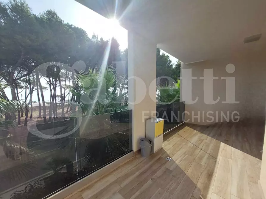 Immagine 28 di Appartamento in vendita  in Via Emilia, 2 a Alba Adriatica