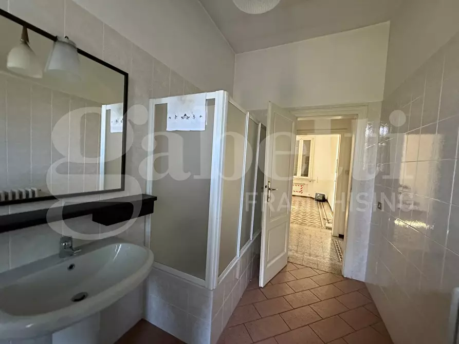 Immagine 37 di Villa in vendita  in Via Leopardi, snc a Erba