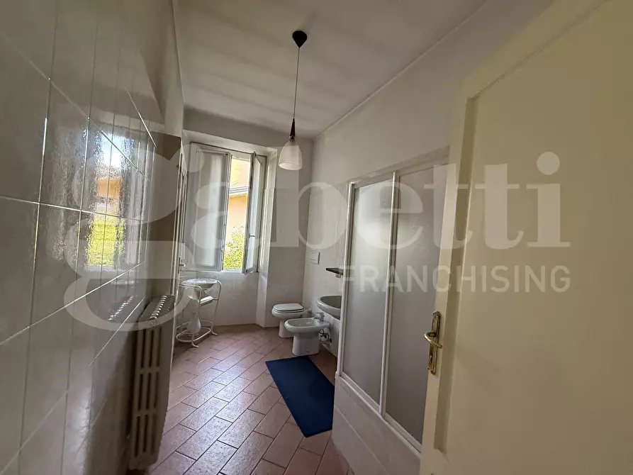 Immagine 50 di Villa in vendita  in Via Leopardi, snc a Erba
