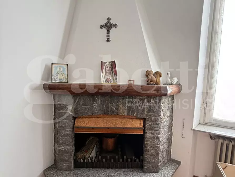 Immagine 13 di Villa in vendita  in Via Leopardi, snc a Erba