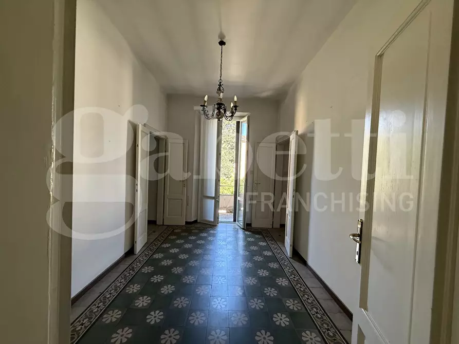 Immagine 36 di Villa in vendita  in Via Leopardi, snc a Erba