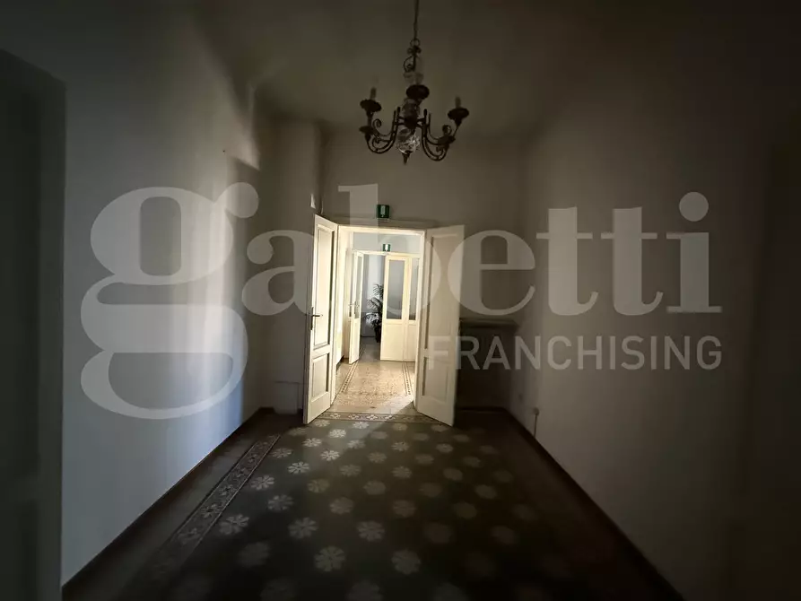 Immagine 32 di Villa in vendita  in Via Leopardi, snc a Erba