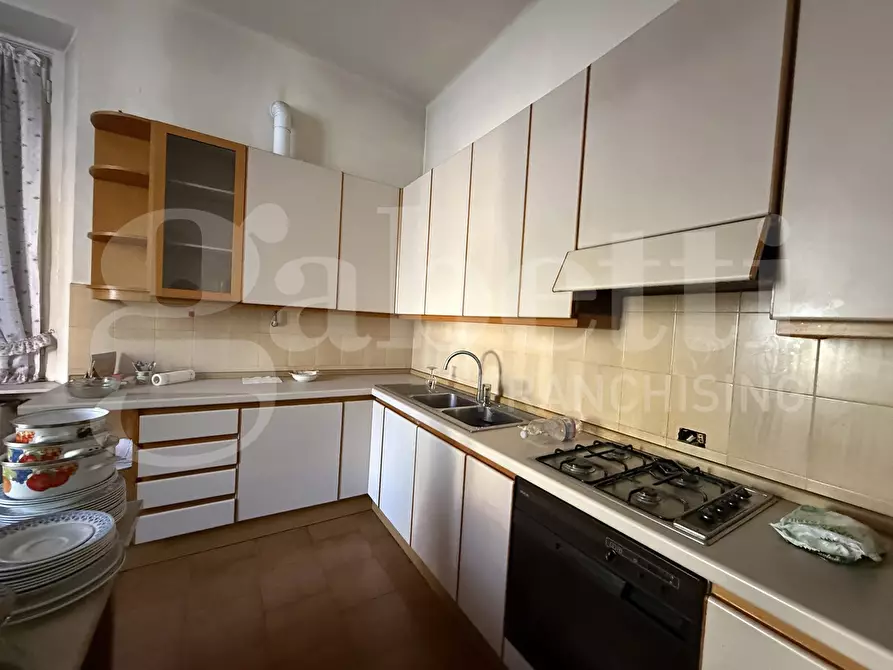 Immagine 23 di Villa in vendita  in Via Leopardi, snc a Erba