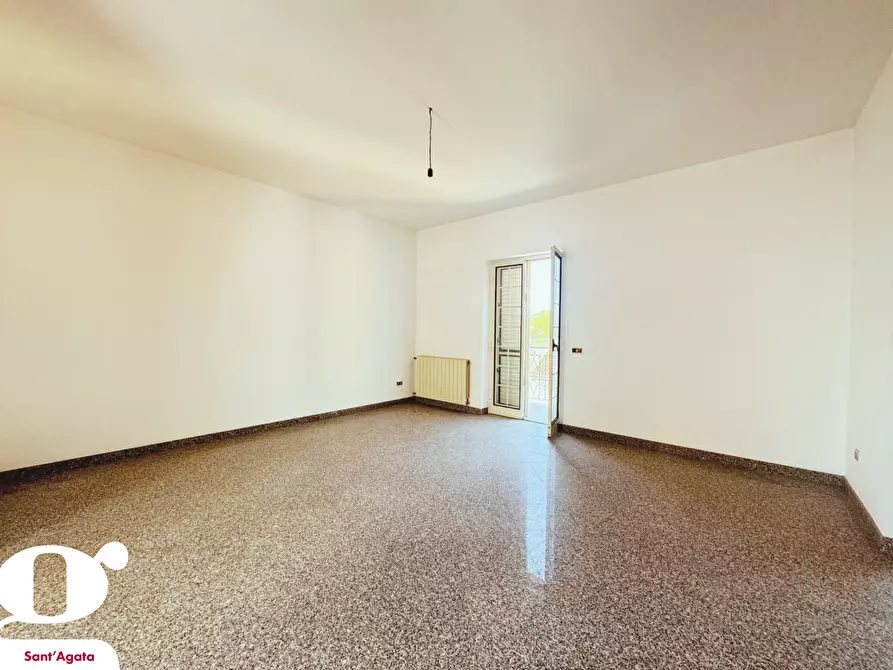 Immagine 5 di Appartamento in vendita  in Contrada VALLEBRUCA, 30 a Sant'agata Di Militello